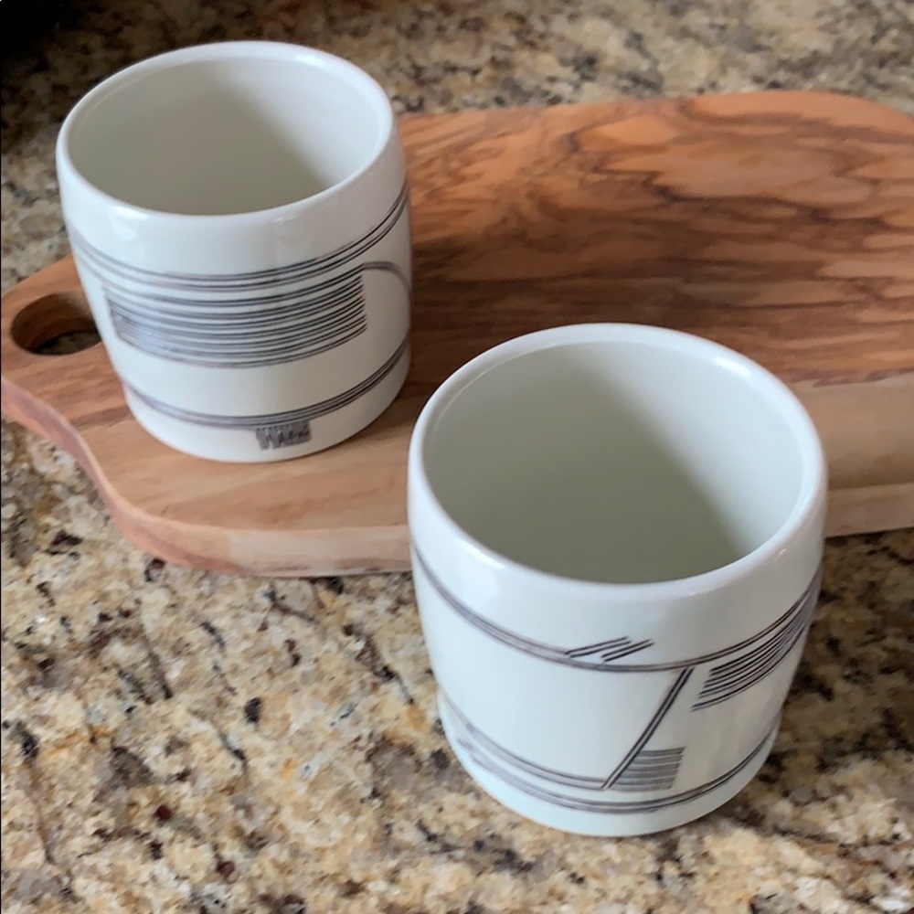 HOST PICK!!!!! Artisan Taylor Ceramics Teacups (2) - Picture 2 of 6